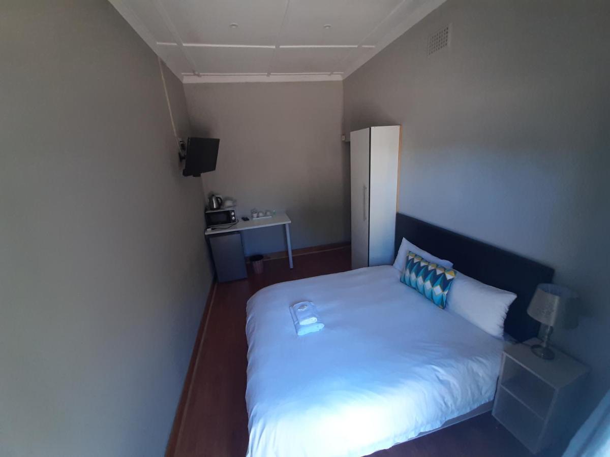 Lux Rooms On 37 Блумфонтейн Экстерьер фото
